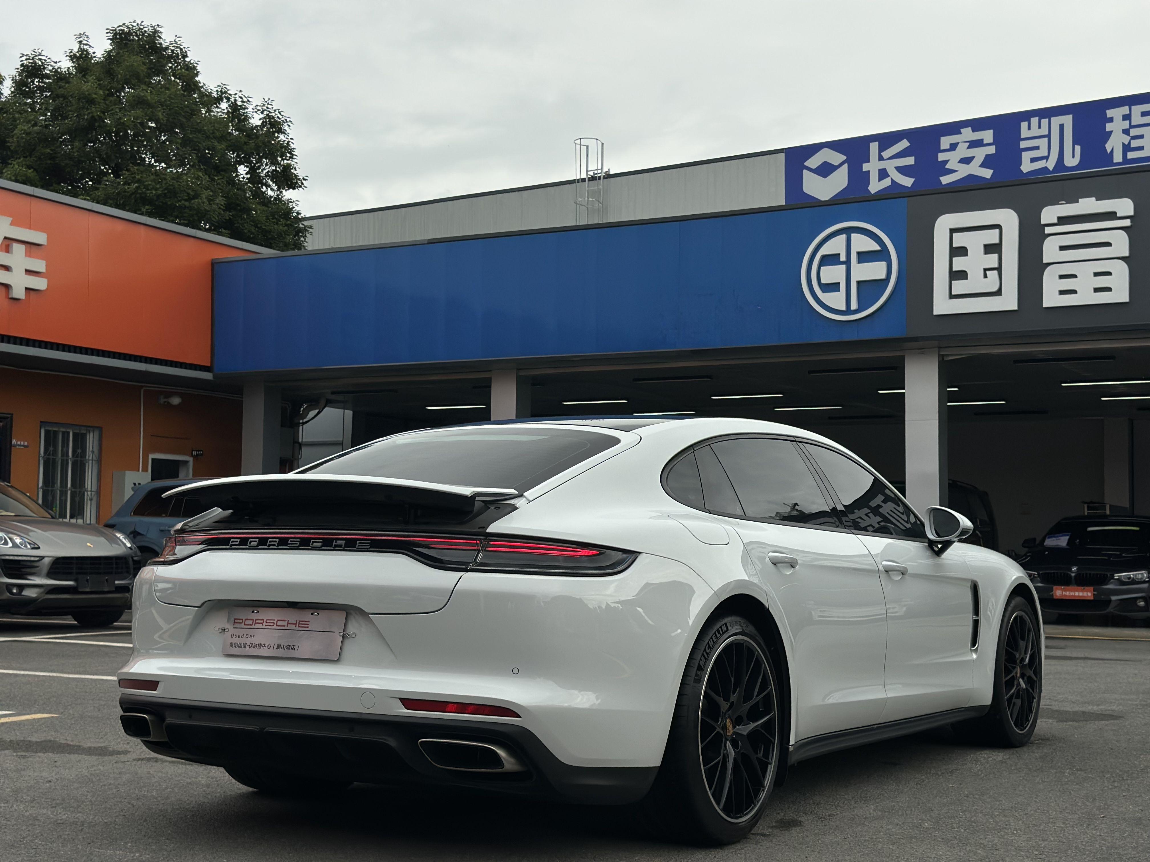 Porsche Panamera 2023 thumb 4