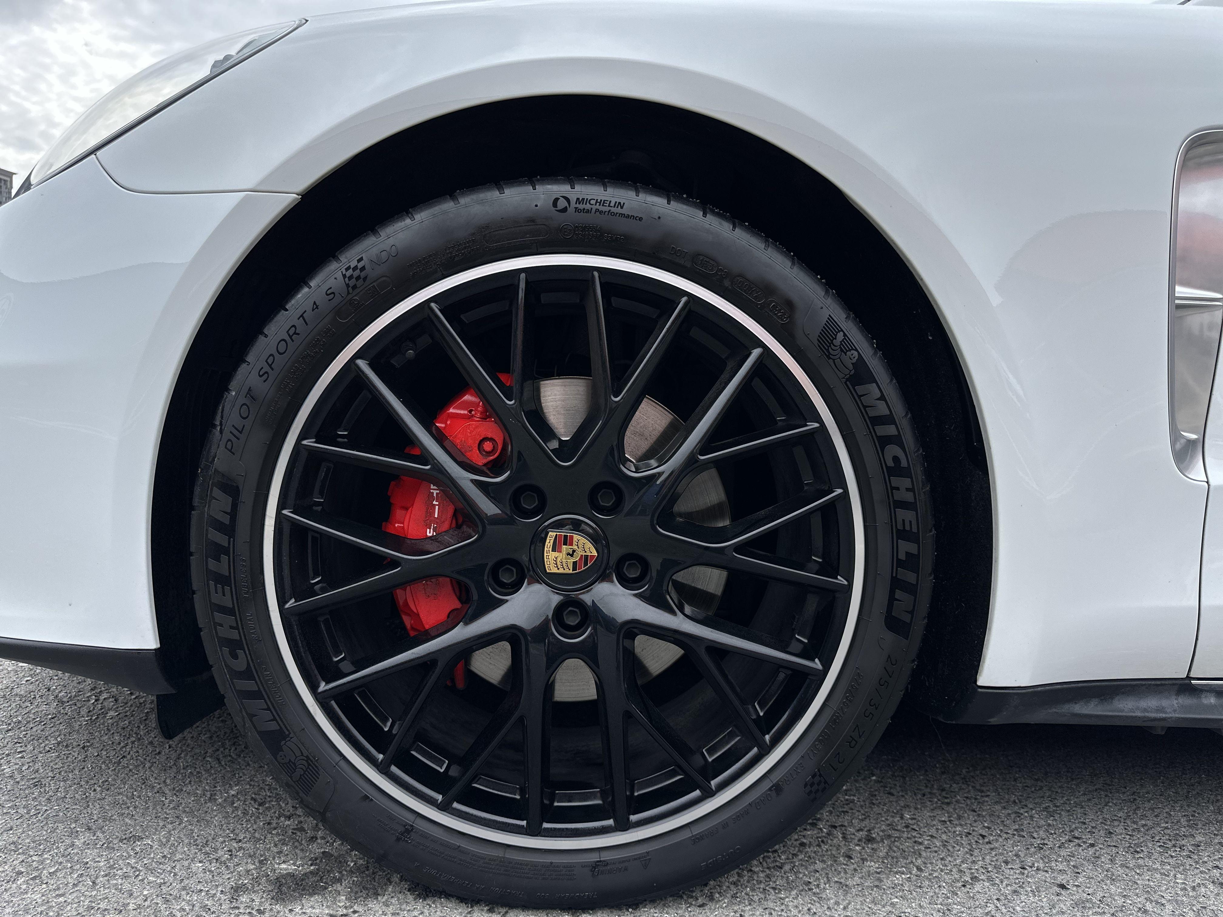 Porsche Panamera 2023 thumb 8