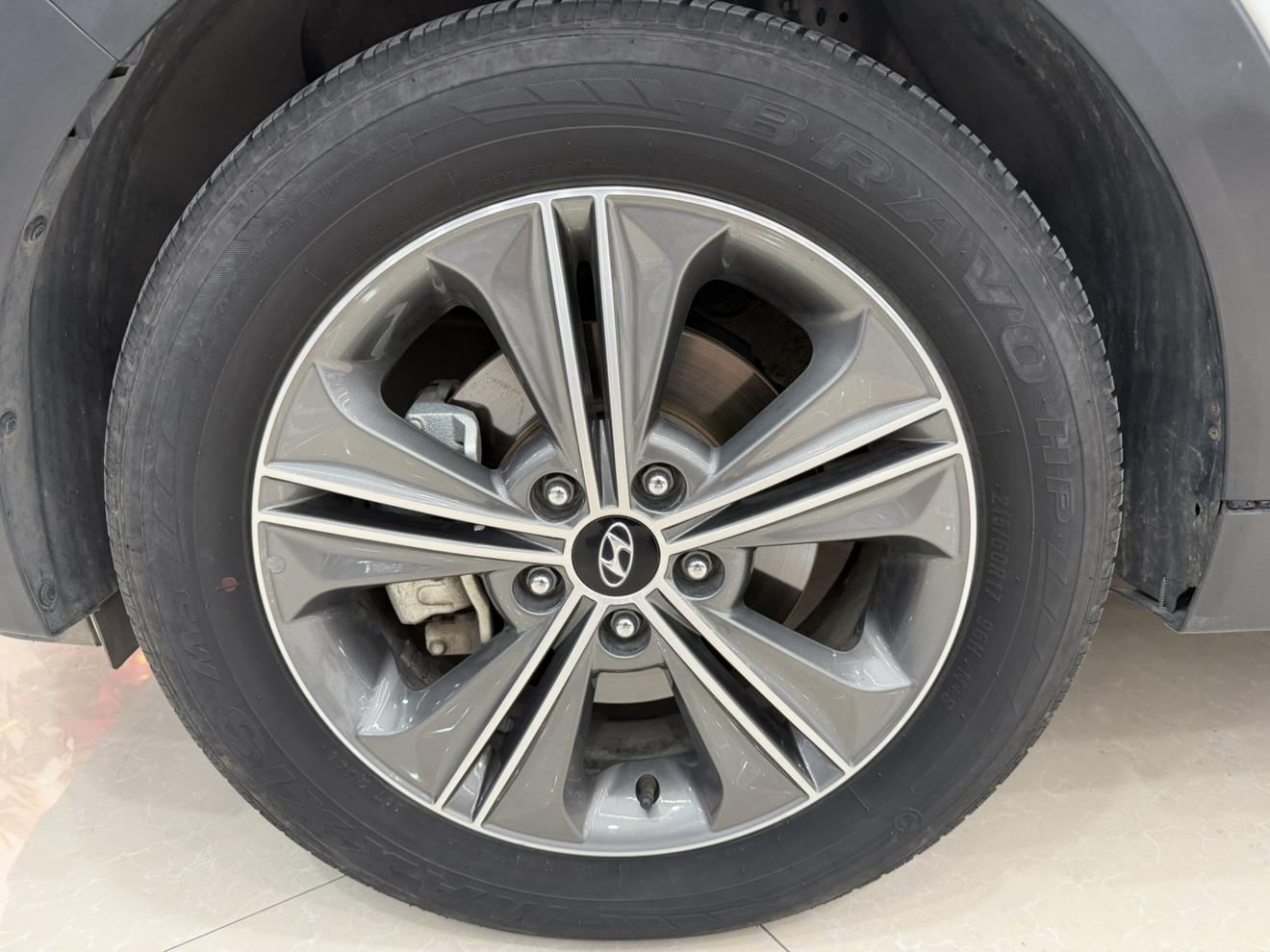 Hyundai ix25 2015 thumb 5