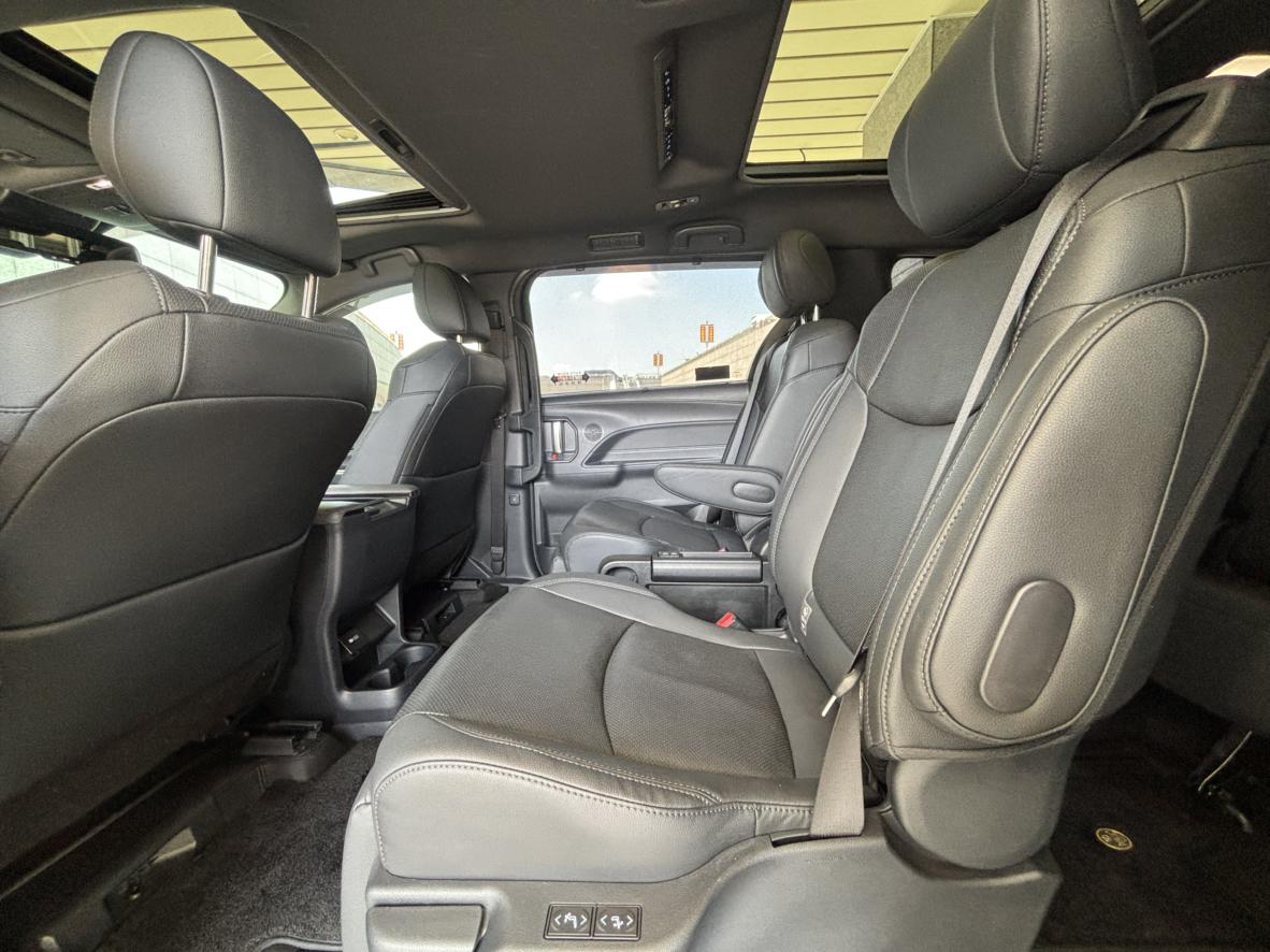 Toyota Sienna 2021 thumb 11