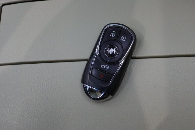 Buick GL8 2023 thumb 9