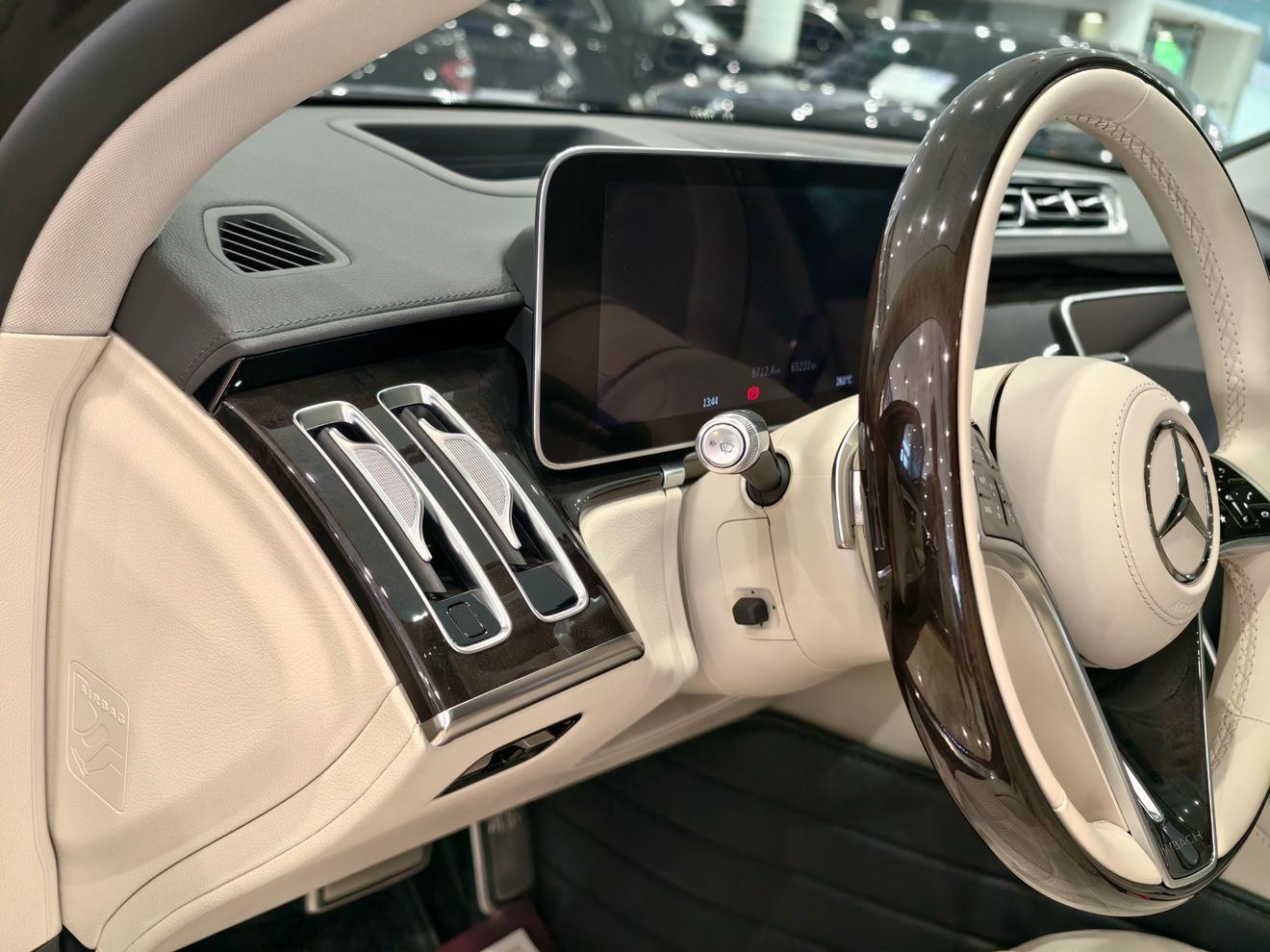 Mercedes-Benz S-Класс 2023 thumb 10