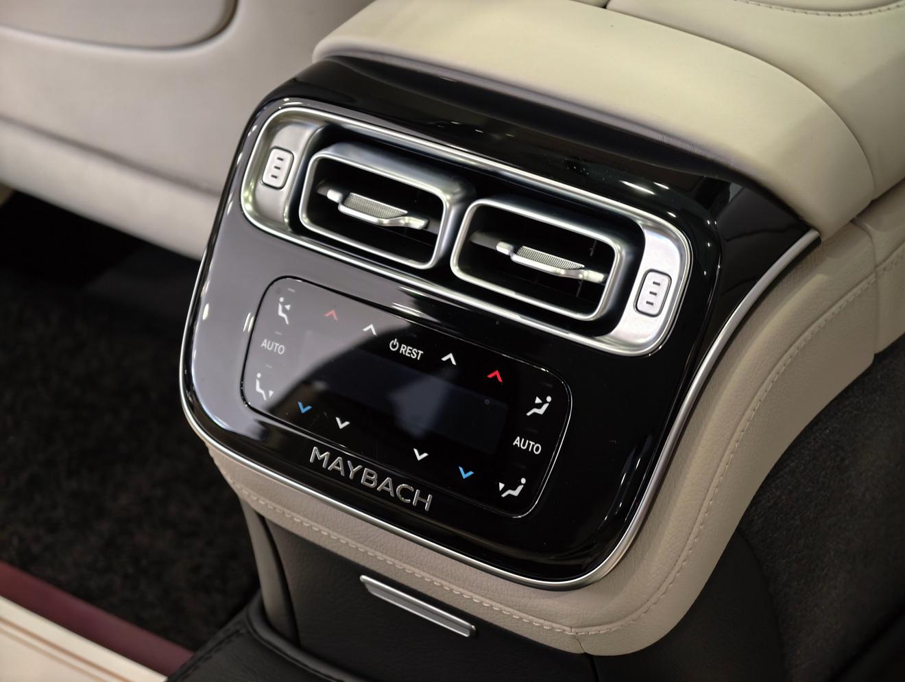 Mercedes-Benz S-Класс 2023 thumb 11