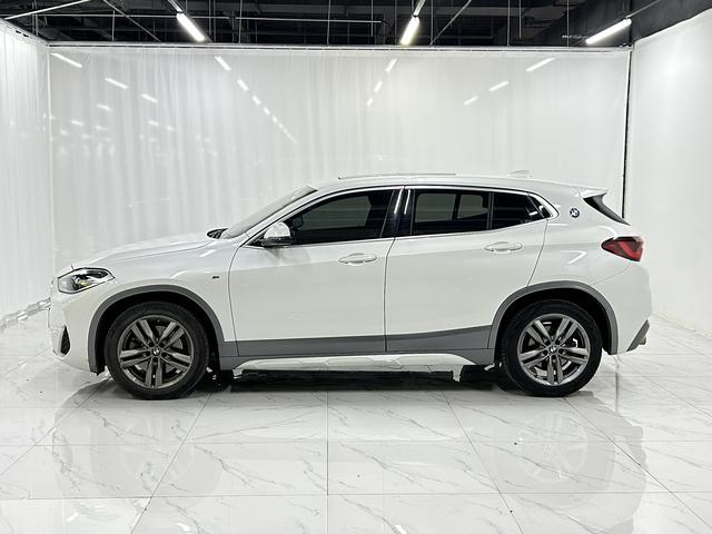 BMW X2 2021 thumb 2