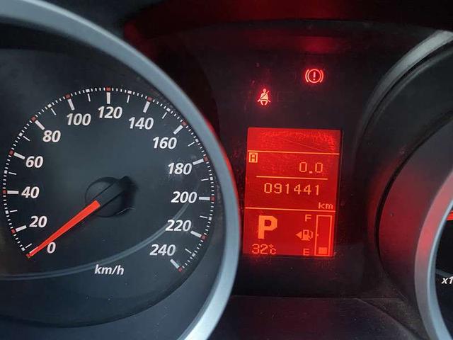 Mitsubishi Yi Shen 2010 thumb 10