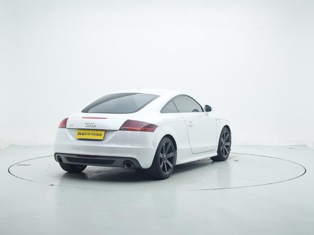 Audi TT 2013 thumb 5