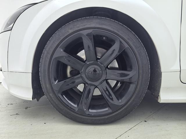 Audi TT 2013 thumb 7