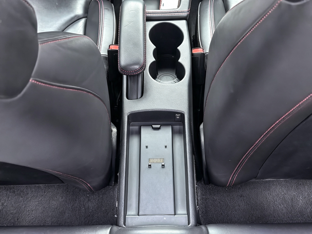Audi TT 2013 thumb 8
