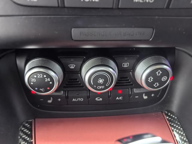Audi TT 2013 thumb 9