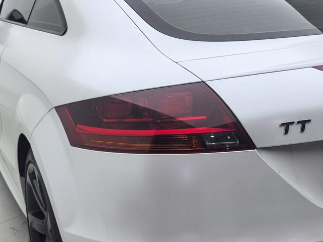 Audi TT 2013 thumb 11