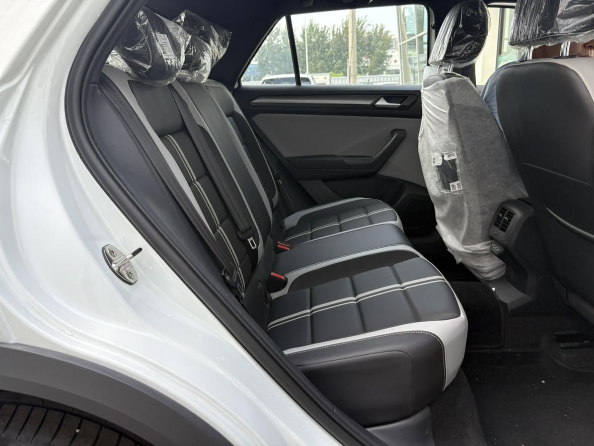 Volkswagen T-Roc 2025 thumb 10
