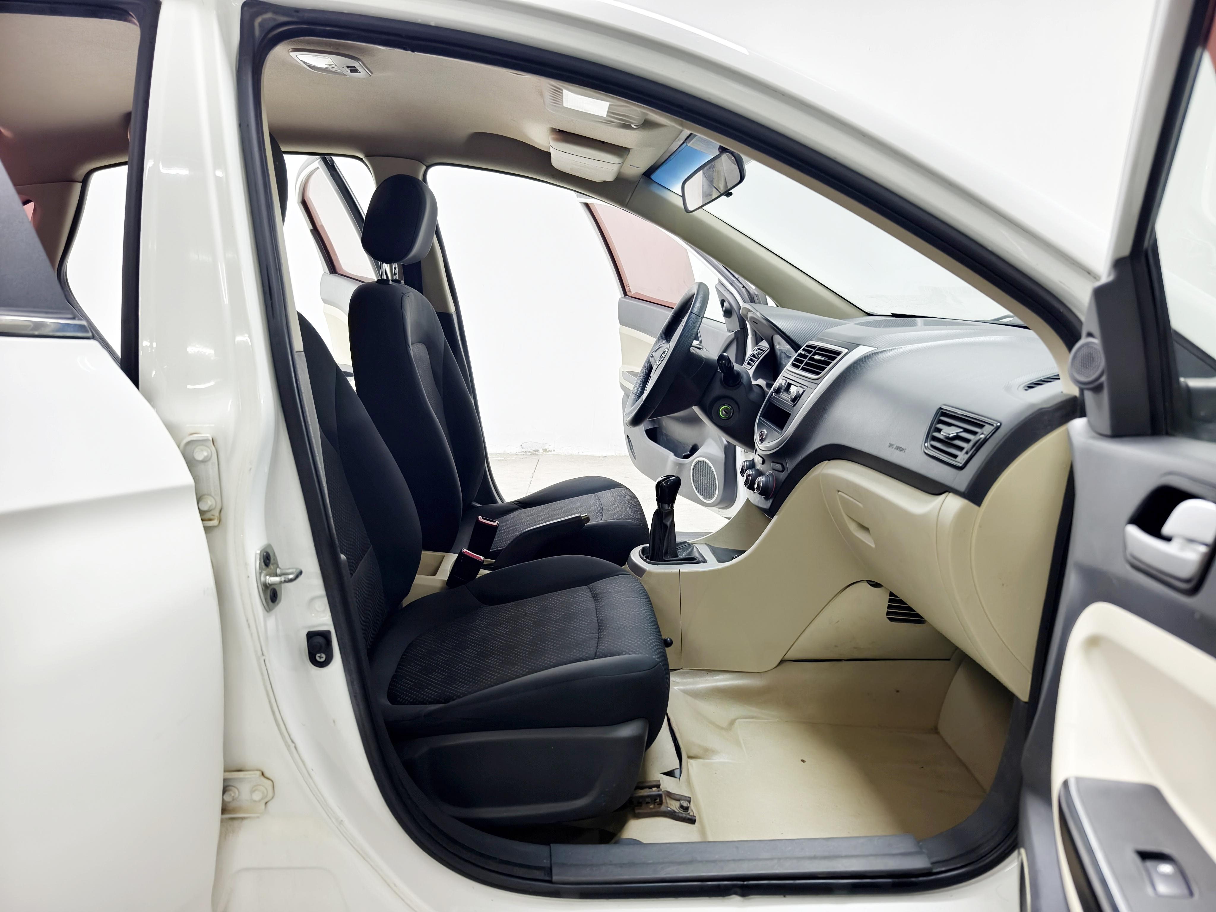 JAC A30 2014 thumb 7