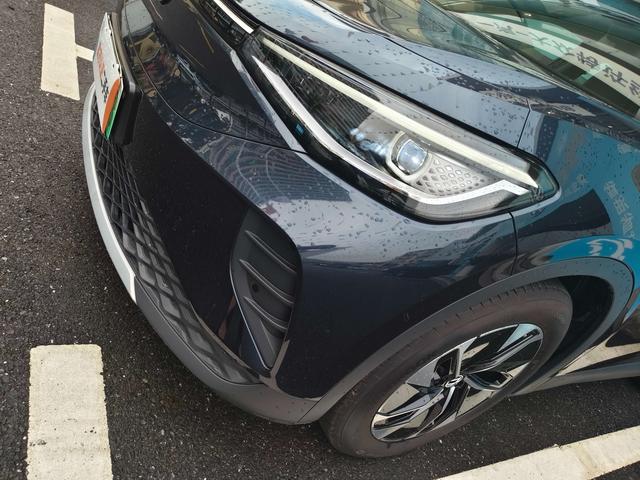 Volkswagen ID.4 2025 thumb 7