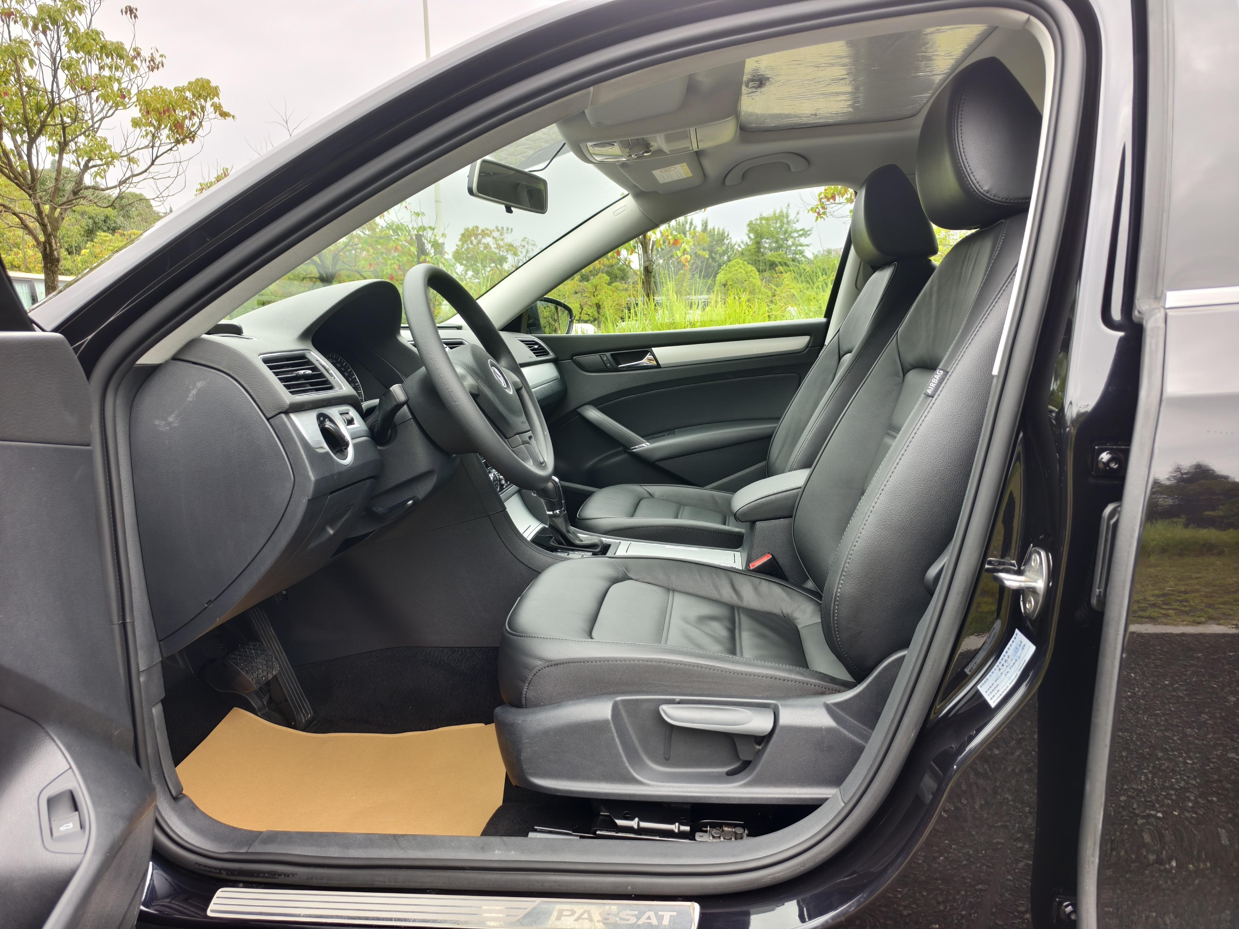 Volkswagen Passat (North America and China) 2015 thumb 10