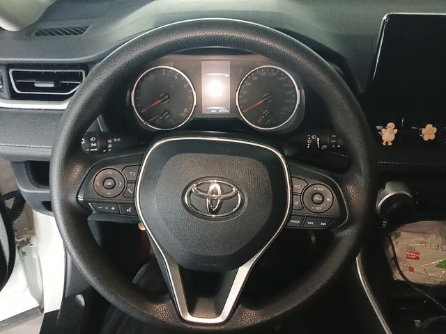 Toyota RAV4 2024 thumb 5