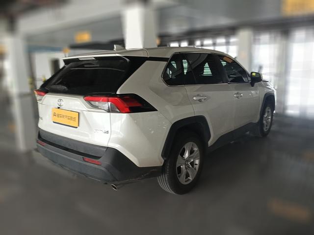 Toyota RAV4 2024 thumb 12