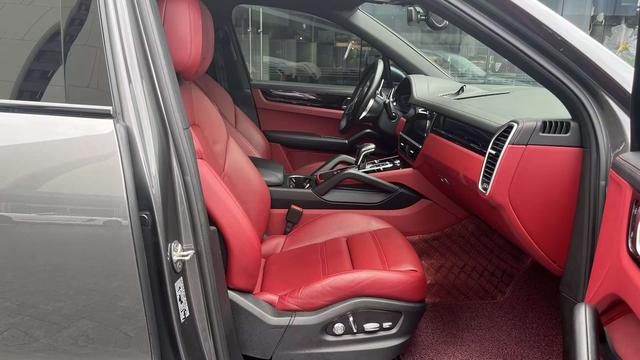 Porsche Cayenne 2019 thumb 6