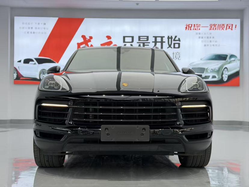 Porsche Cayenne 2022 thumb 11