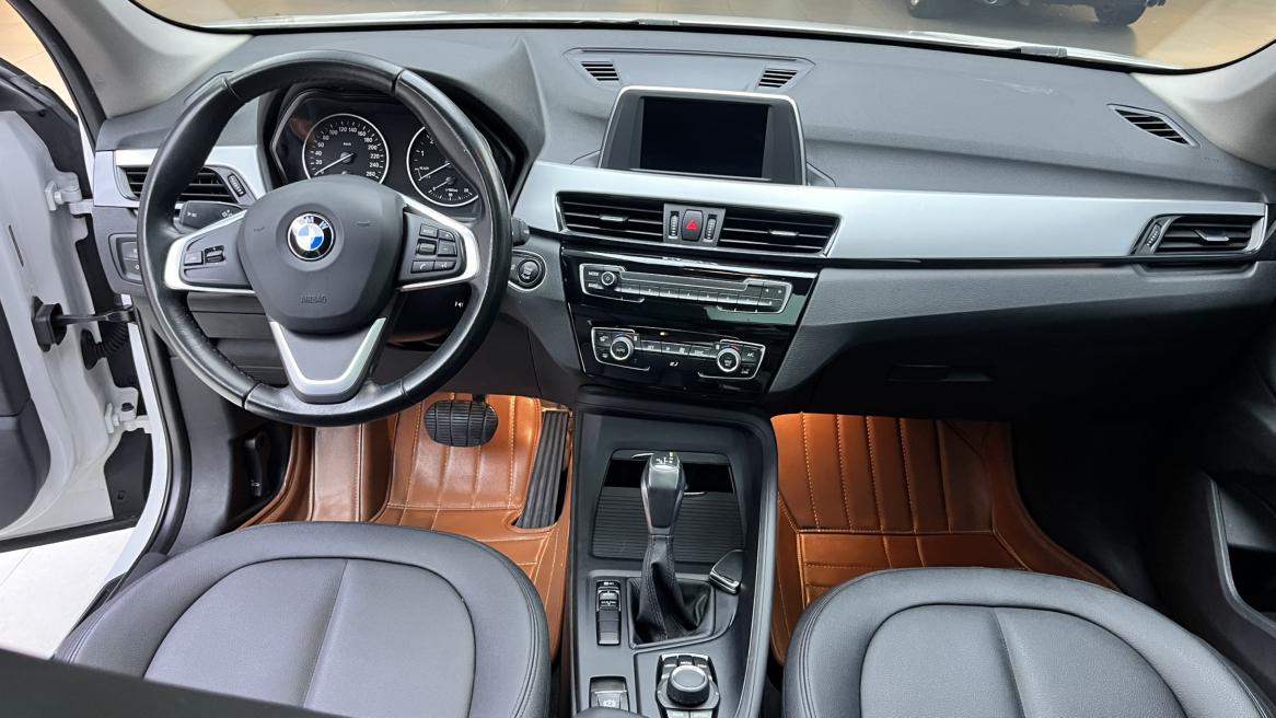 BMW X1 2018 thumb 7