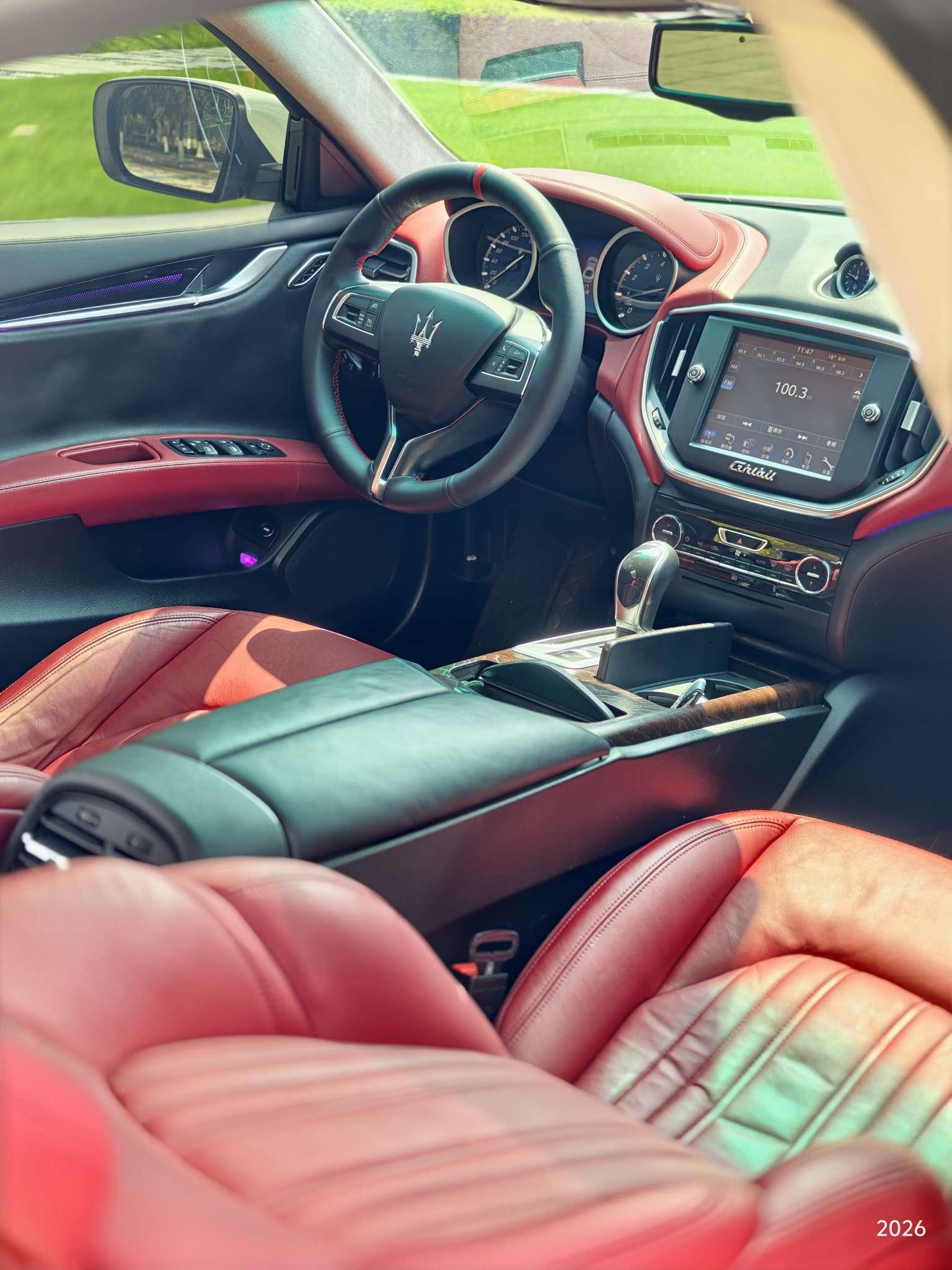 Maserati Ghibli 2014 thumb 4