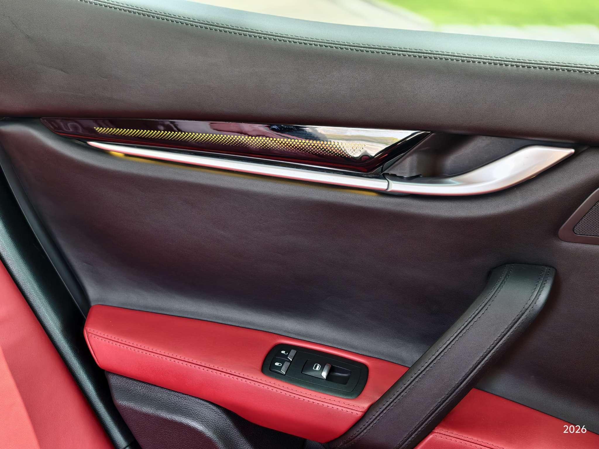 Maserati Ghibli 2014 thumb 10