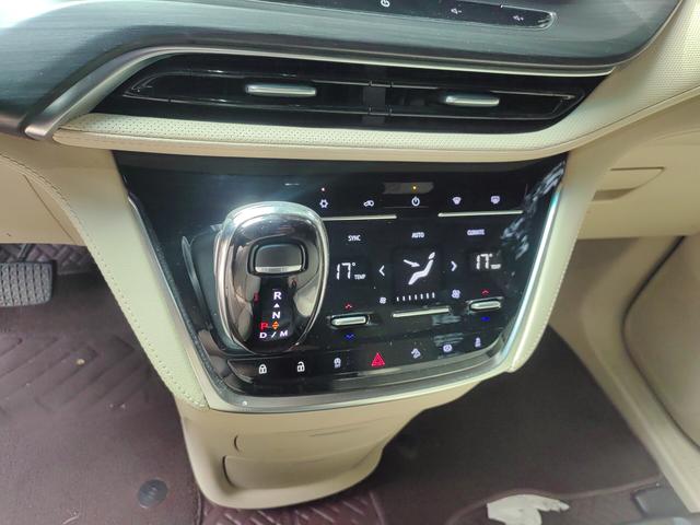 Buick GL8 2022 thumb 7