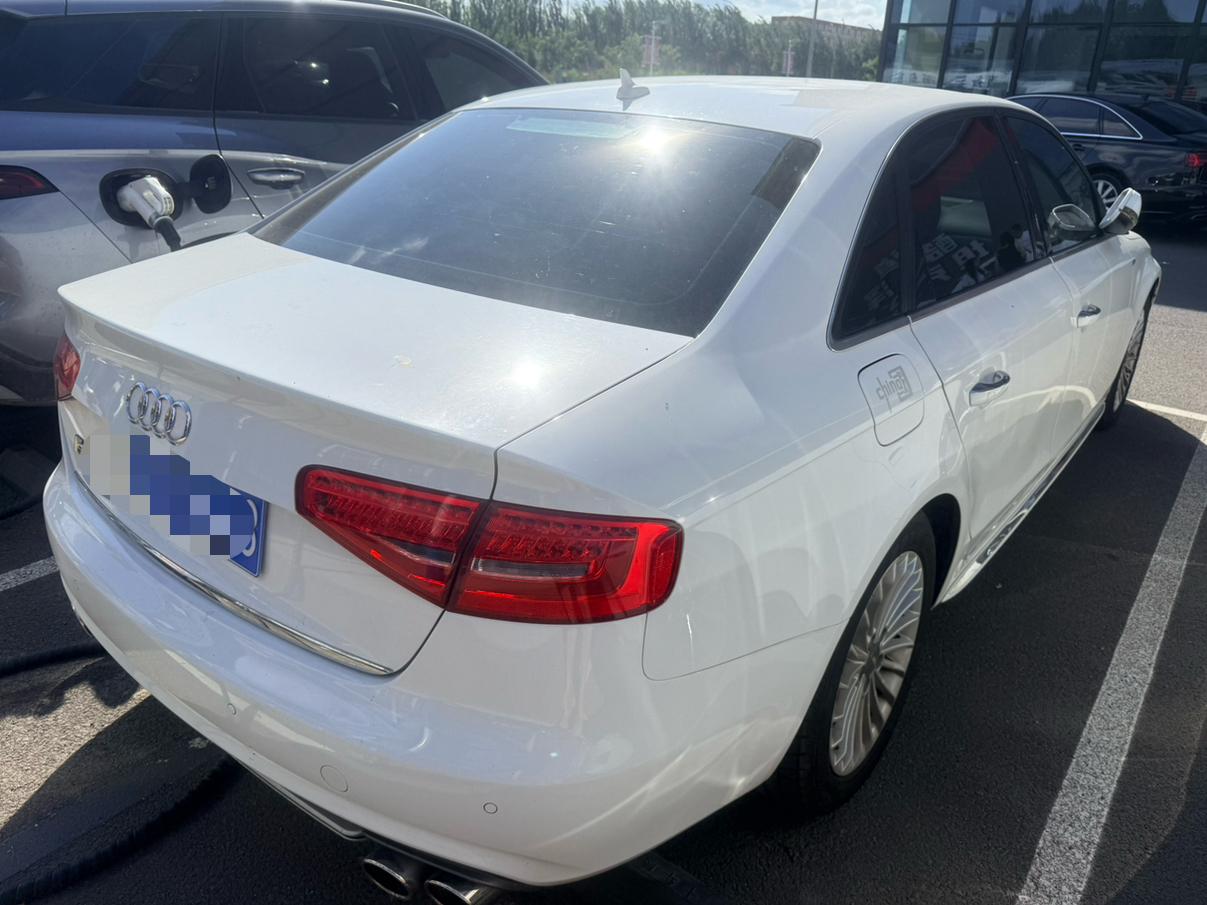 Audi A4 2016 thumb 2