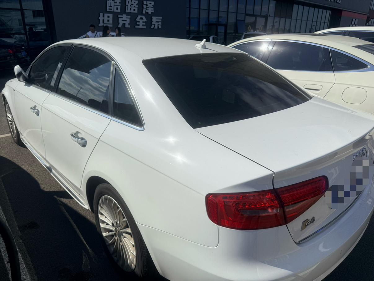 Audi A4 2016 thumb 4