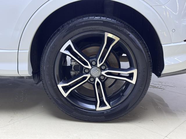 Audi Q3 2021 thumb 7