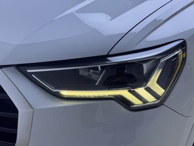 Audi Q3 2021 thumb 10