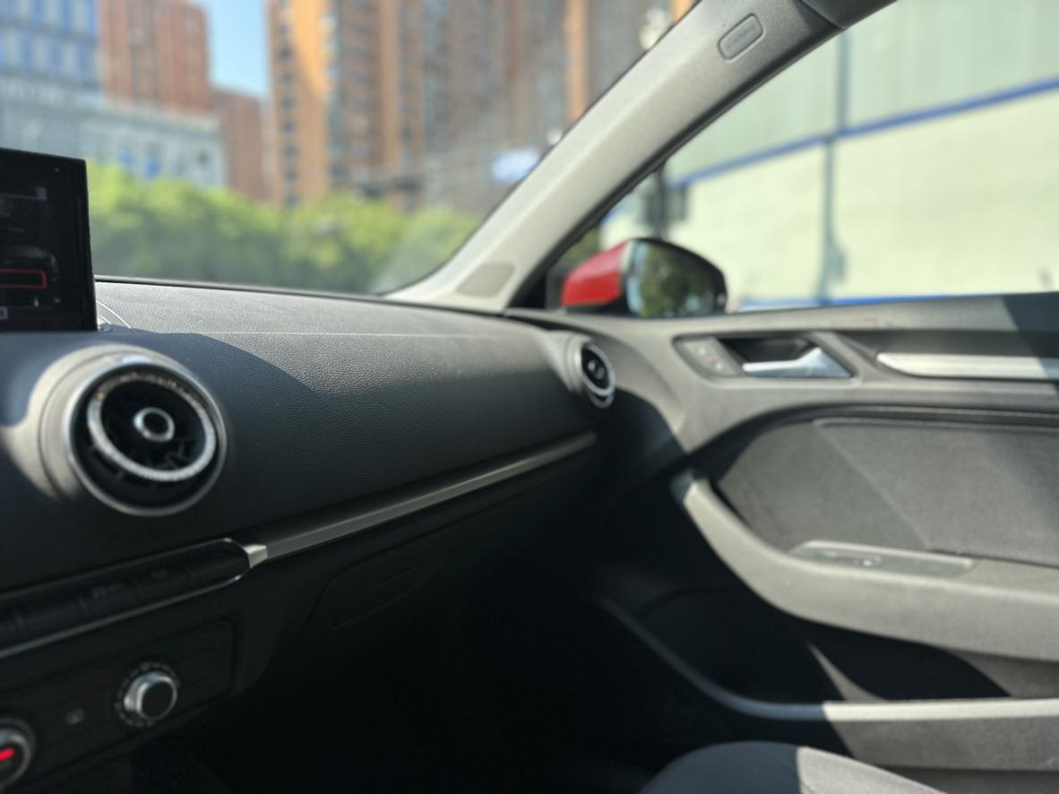 Audi A3 2020 thumb 4