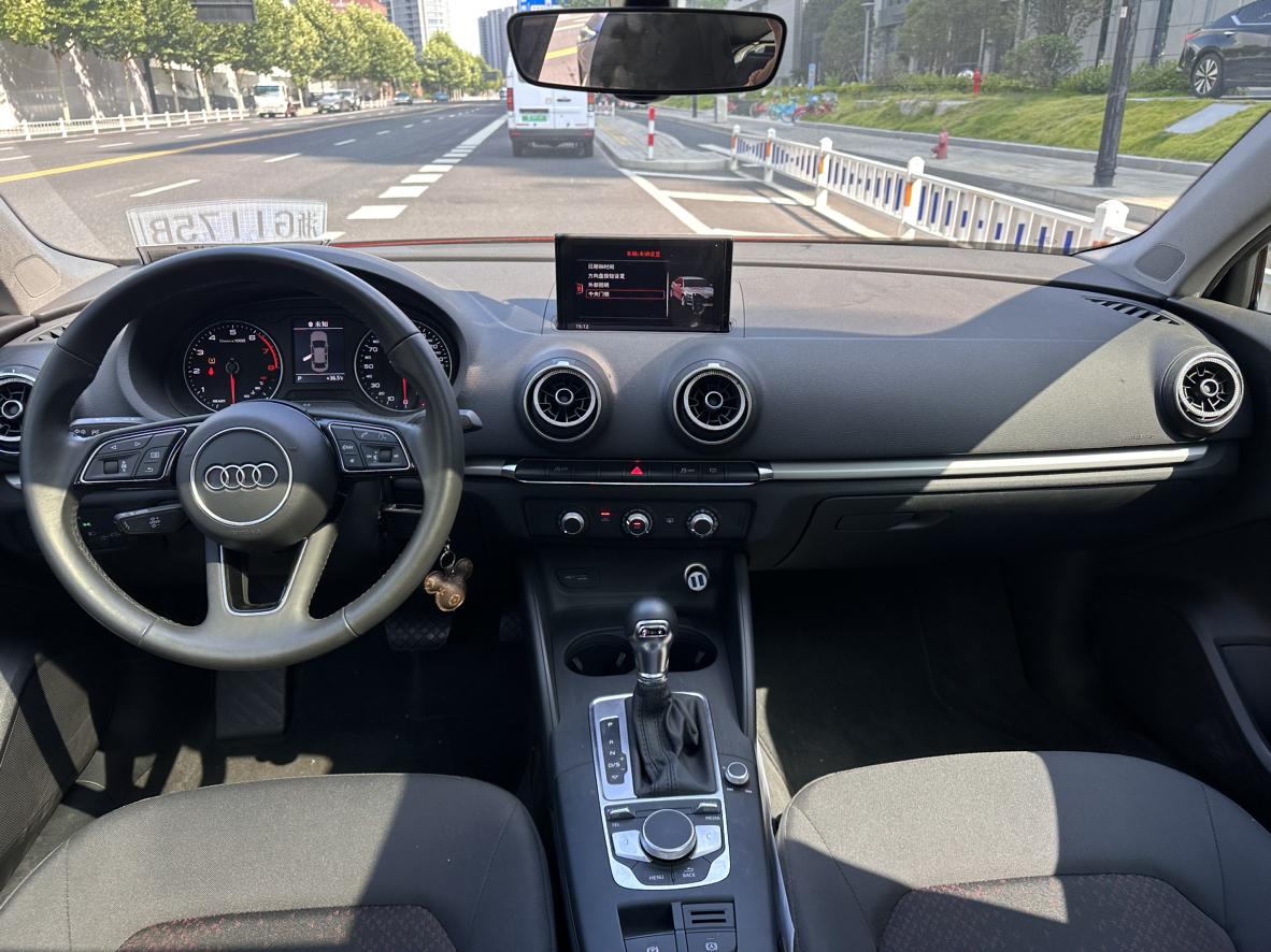 Audi A3 2020 thumb 5