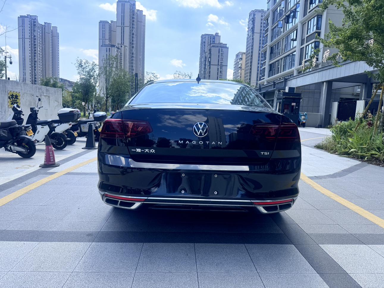 Volkswagen Magotan 2025 thumb 3