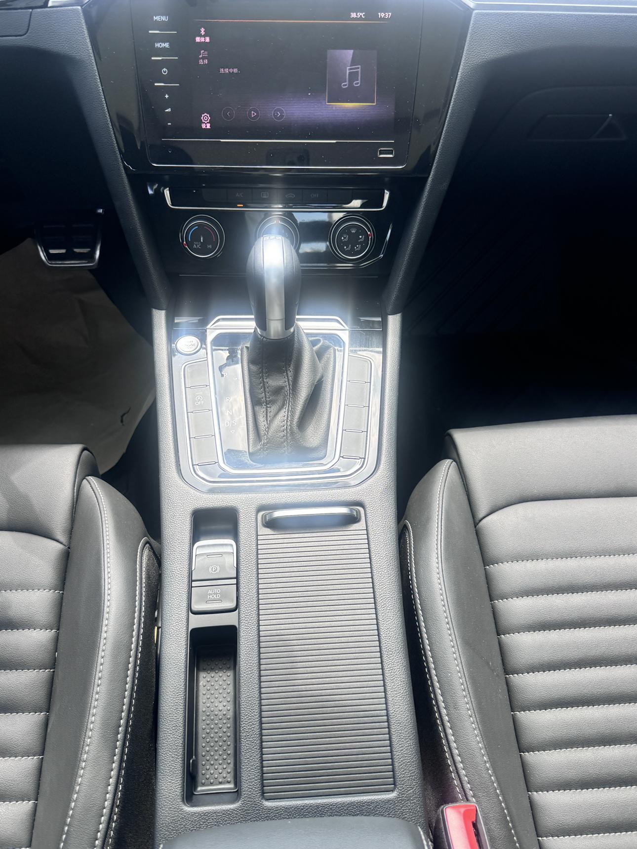 Volkswagen Magotan 2025 thumb 5