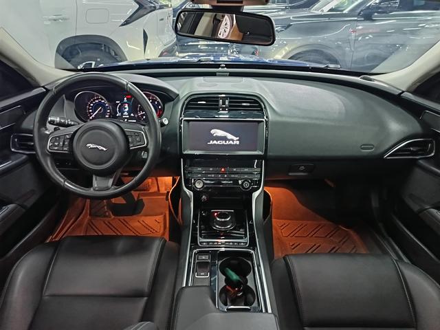 Jaguar XEL 2019 thumb 4