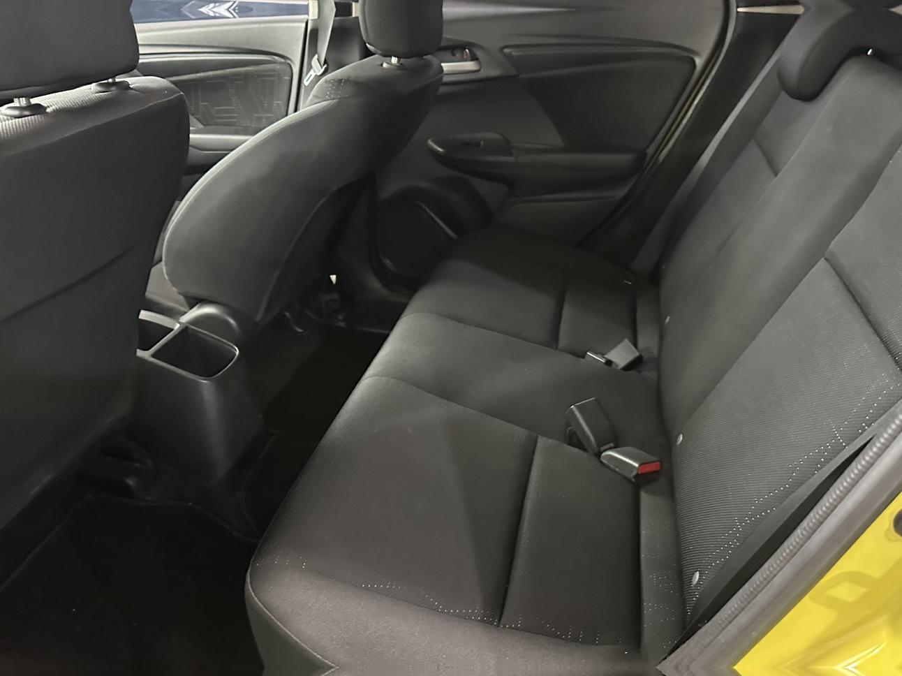 Honda Fit Shuttle 2016 thumb 9