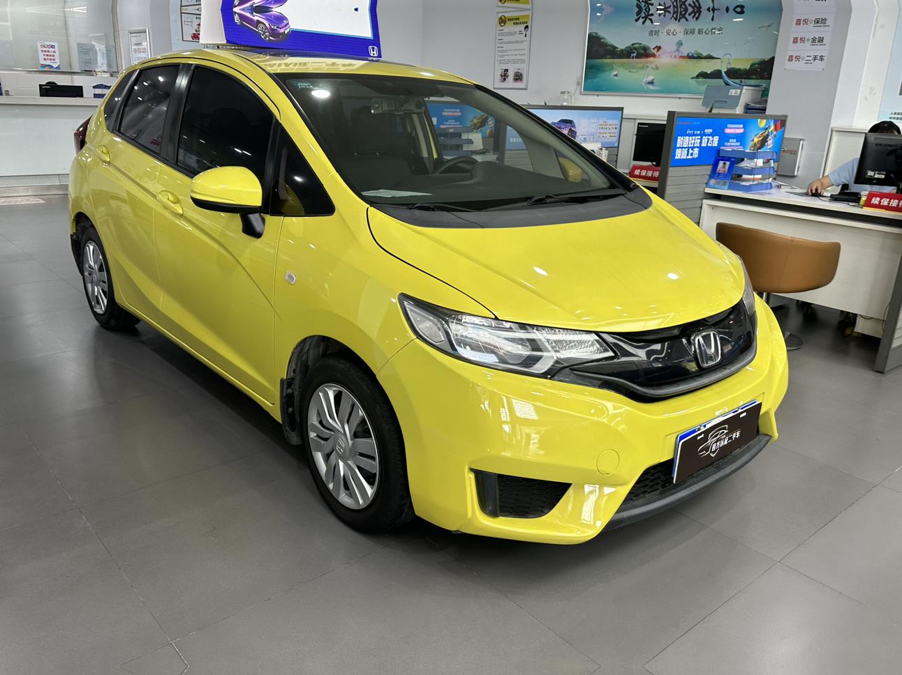 Honda Fit Shuttle 2016 thumb 12