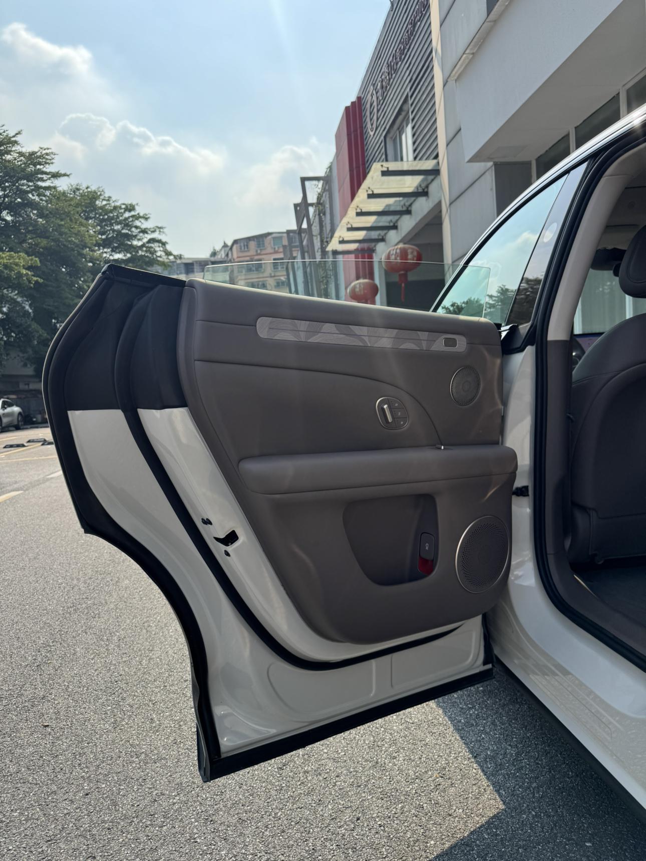 IM Motors (Zhiji) LS6 2026 thumb 8