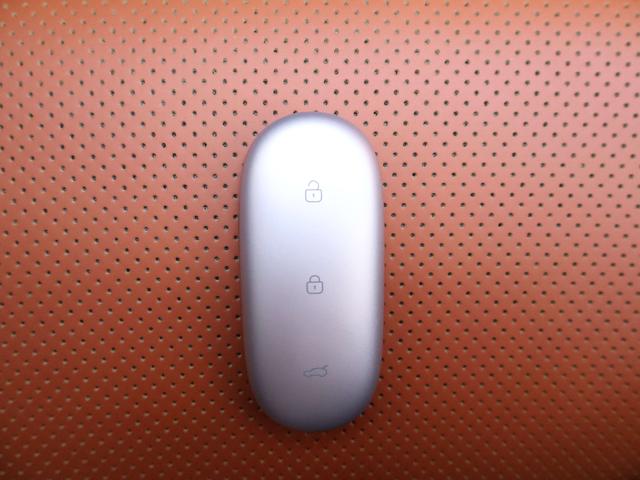 Lixiang (Li Auto) L9 2022 thumb 3