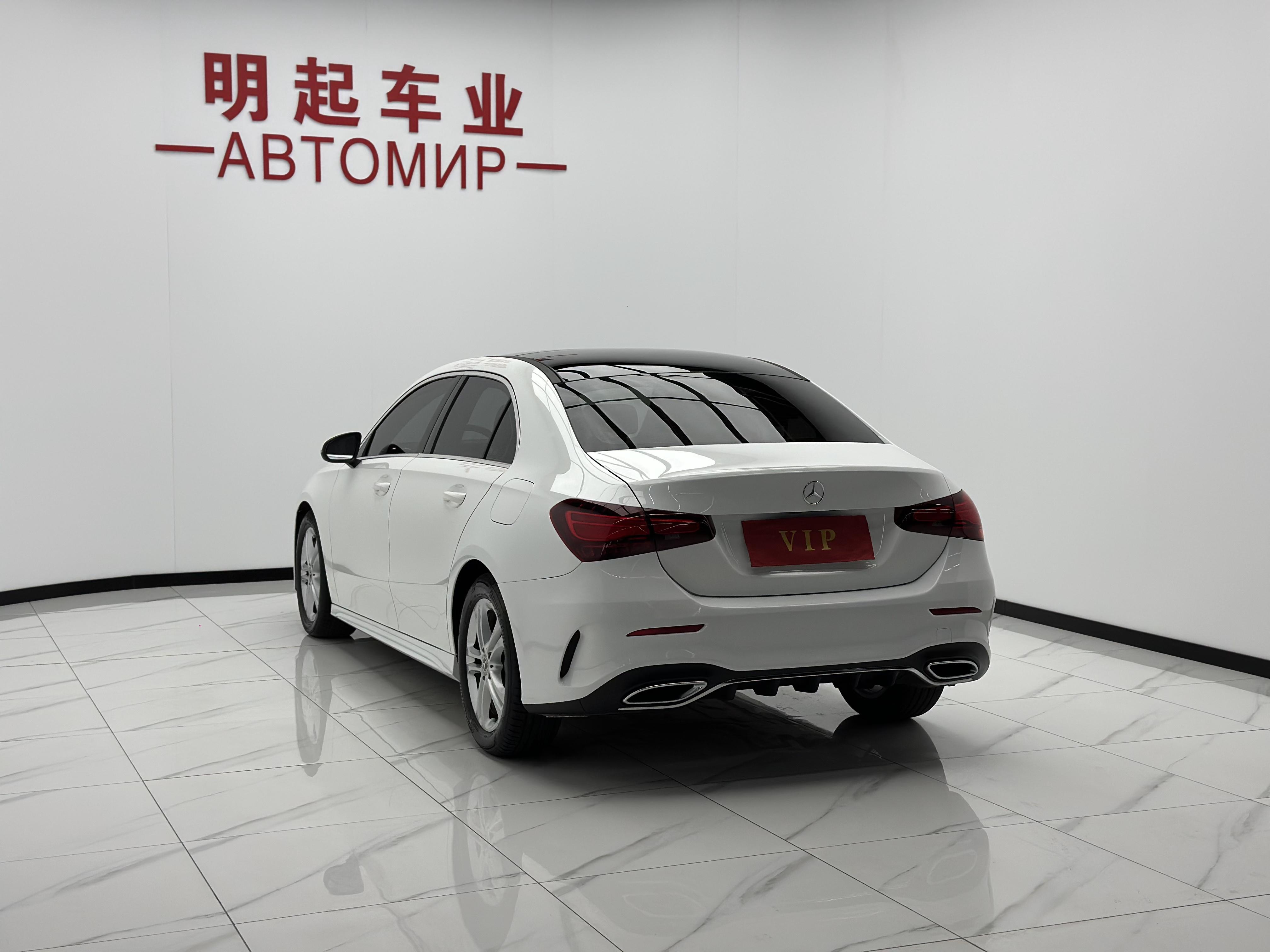 Mercedes-Benz A-Класс 2023 thumb 2