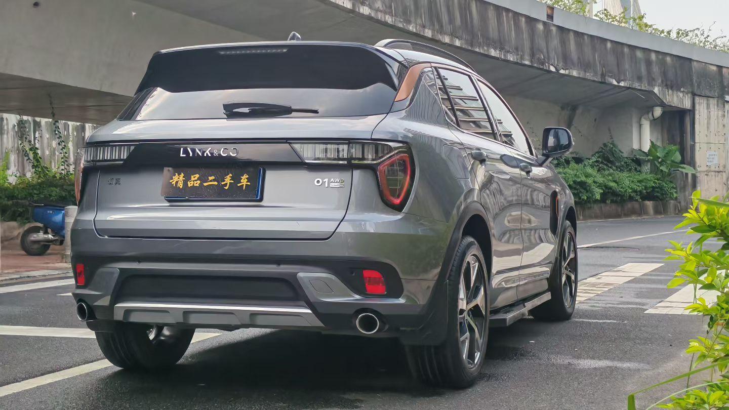 Lynk & Co 01 2017 thumb 4