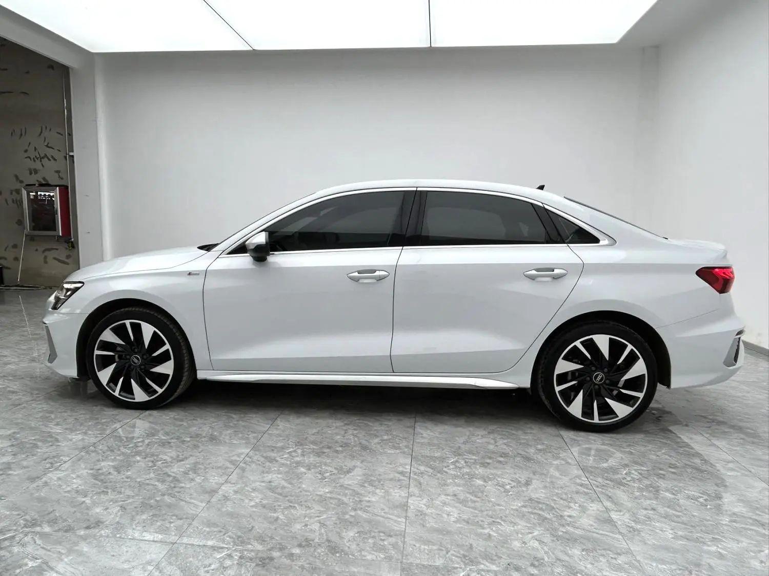 Audi A3 2023 thumb 2