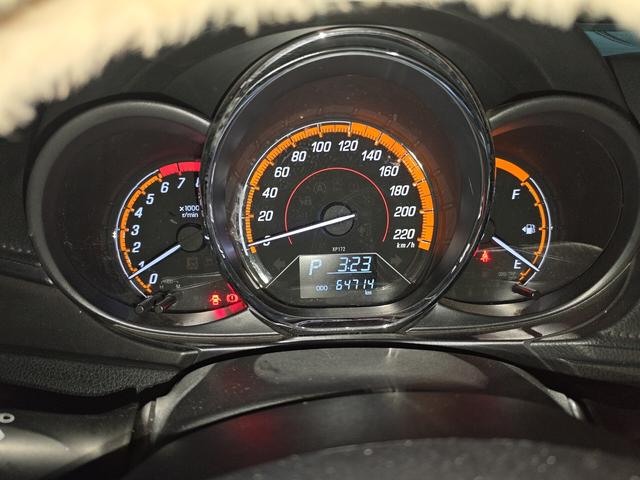 Toyota Yaris 2022 thumb 4