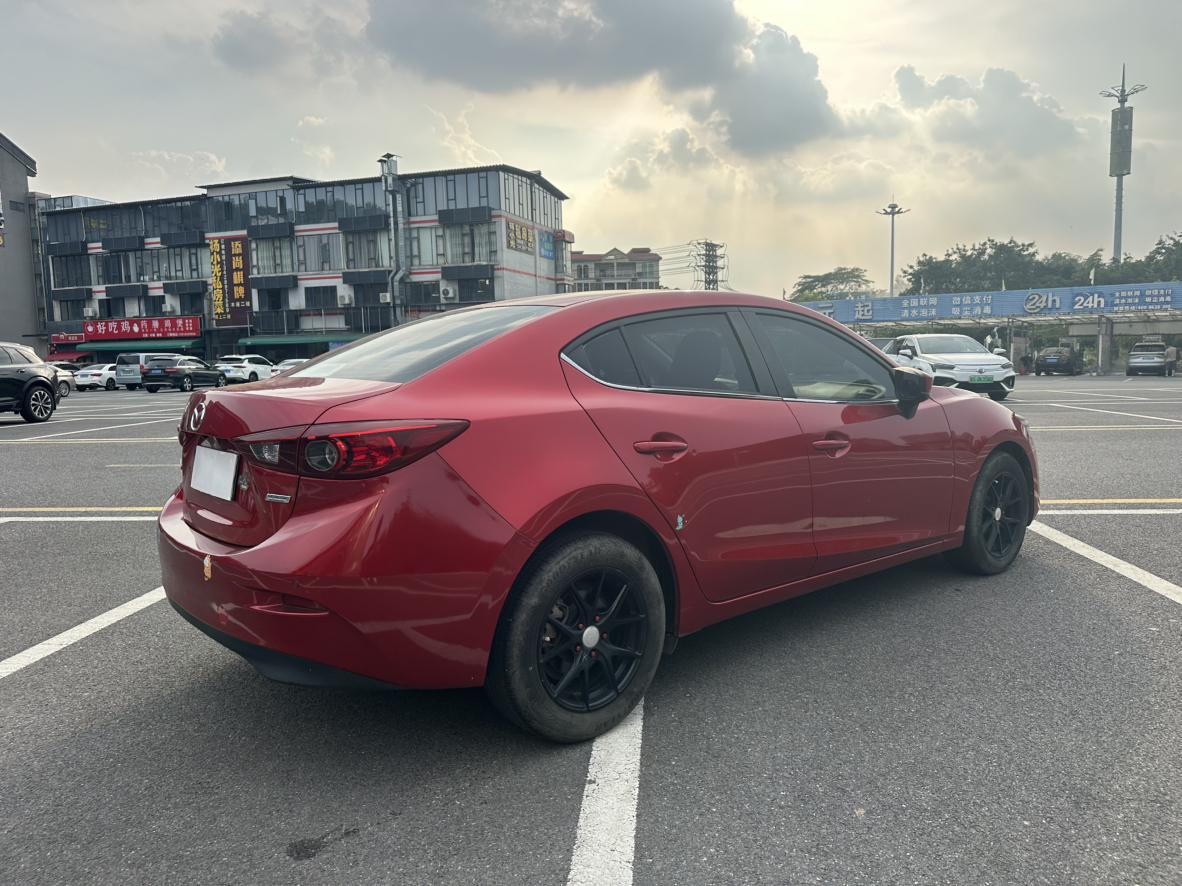 Mazda 3 2017 thumb 5