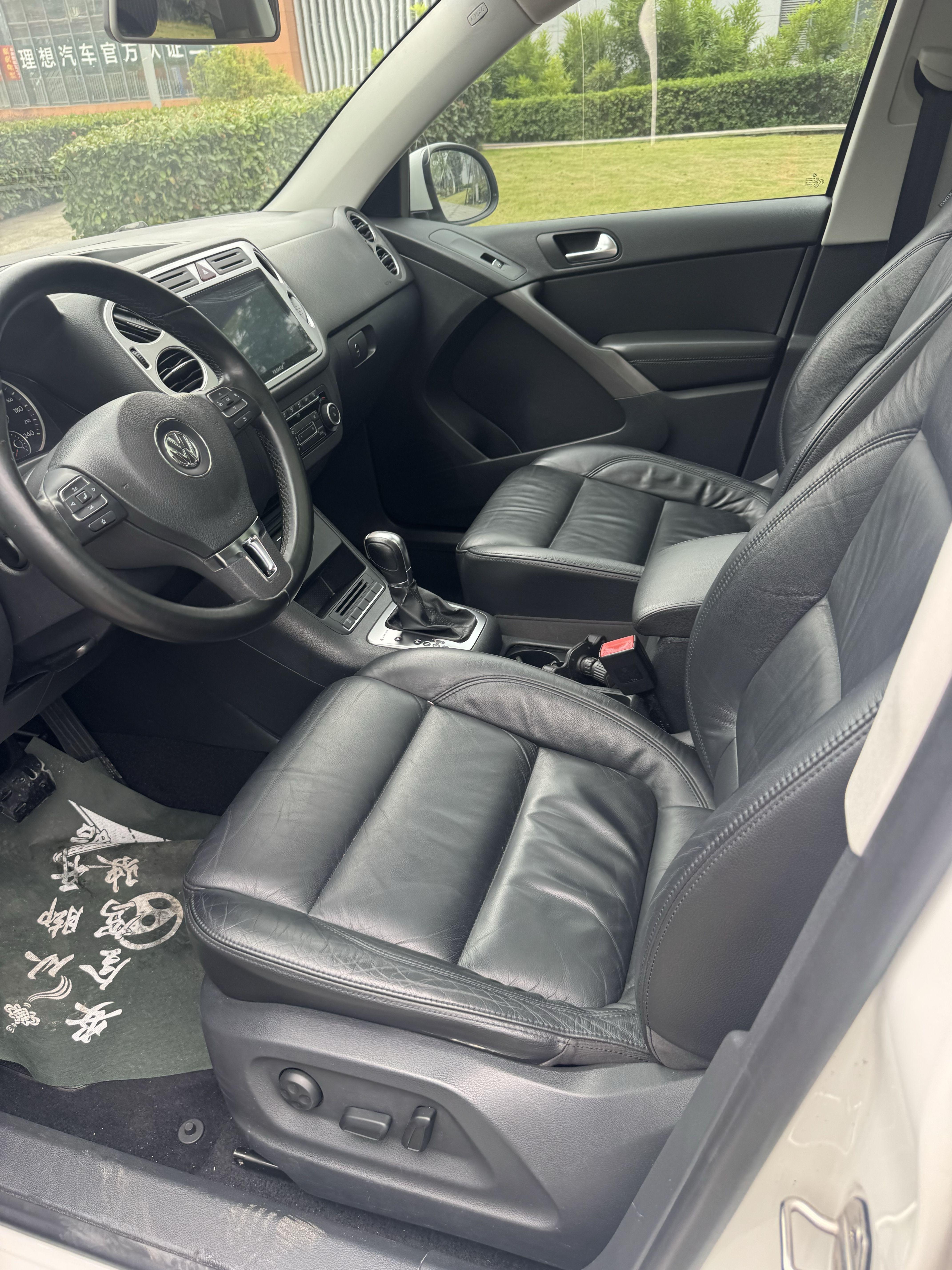 Volkswagen Tiguan 2012 thumb 6