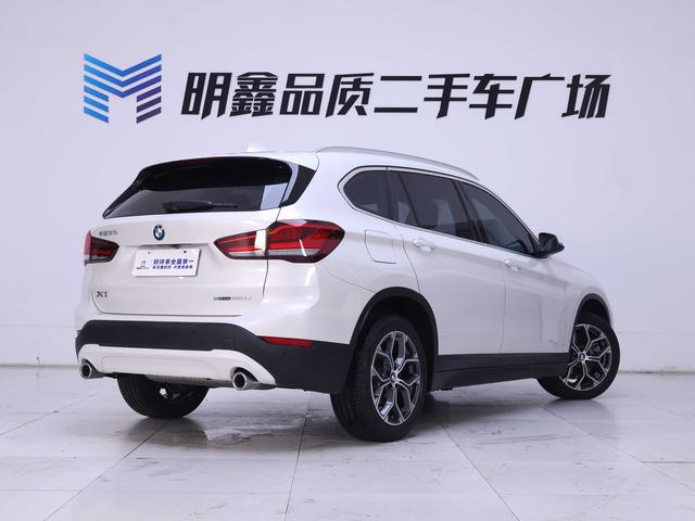 BMW X1 2022 thumb 2