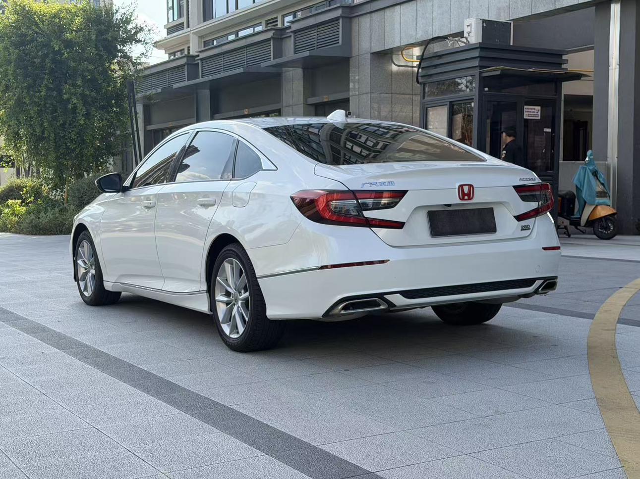 Honda Accord 2022 thumb 3
