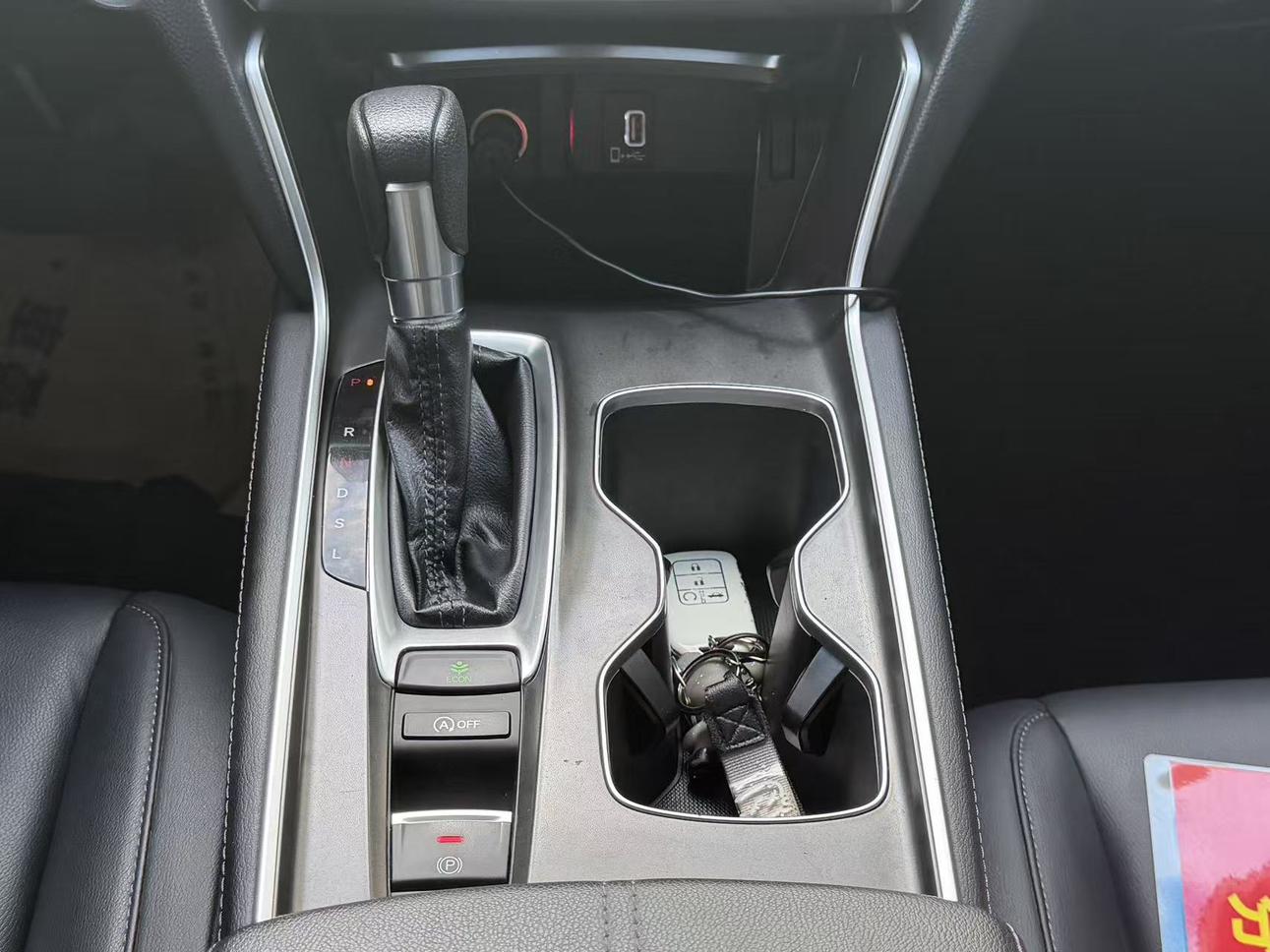 Honda Accord 2022 thumb 10