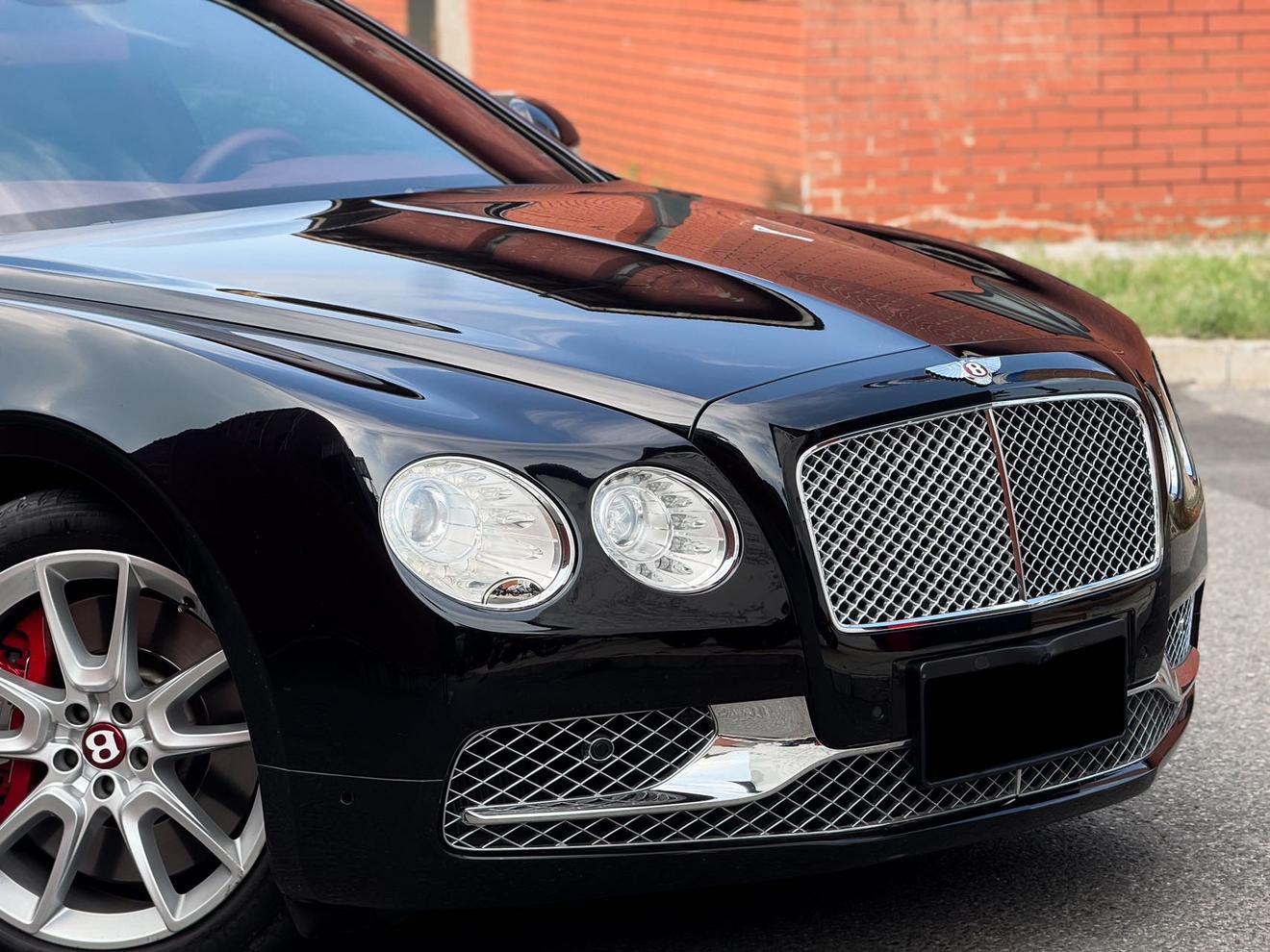 Bentley Fei Chi 2017 thumb 10