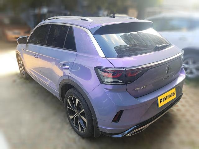 Volkswagen T-Roc 2023 thumb 2